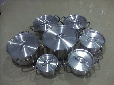 揭陽市恒銳不銹鋼制品 專業供應鋁鍋、鋁提鍋、套裝鍋，規格多選支持定制